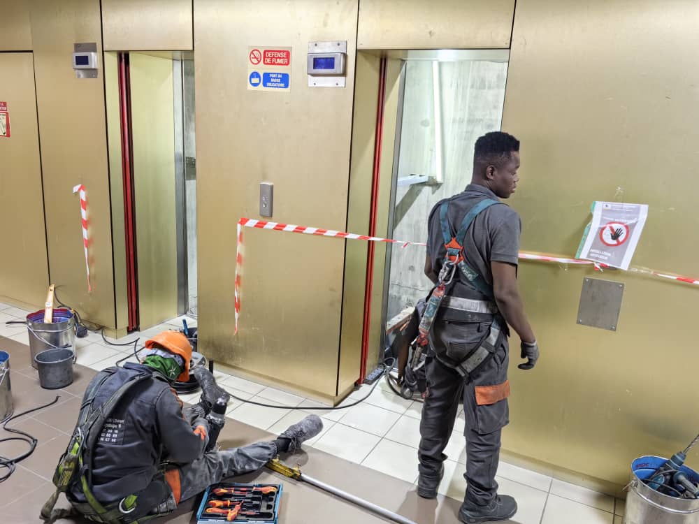 Installation ascenseur multi-étages